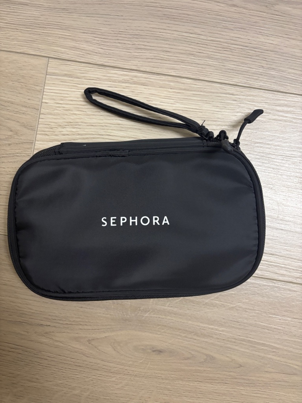 Nwt Sephora tech organizer pouch